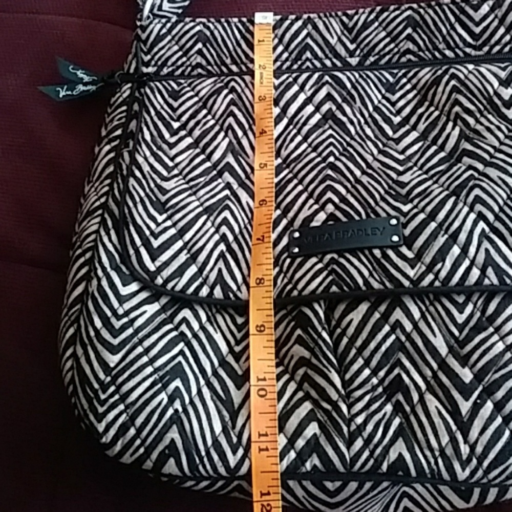Vera Bradley zebra print cross body bag - Picture 7 of 8
